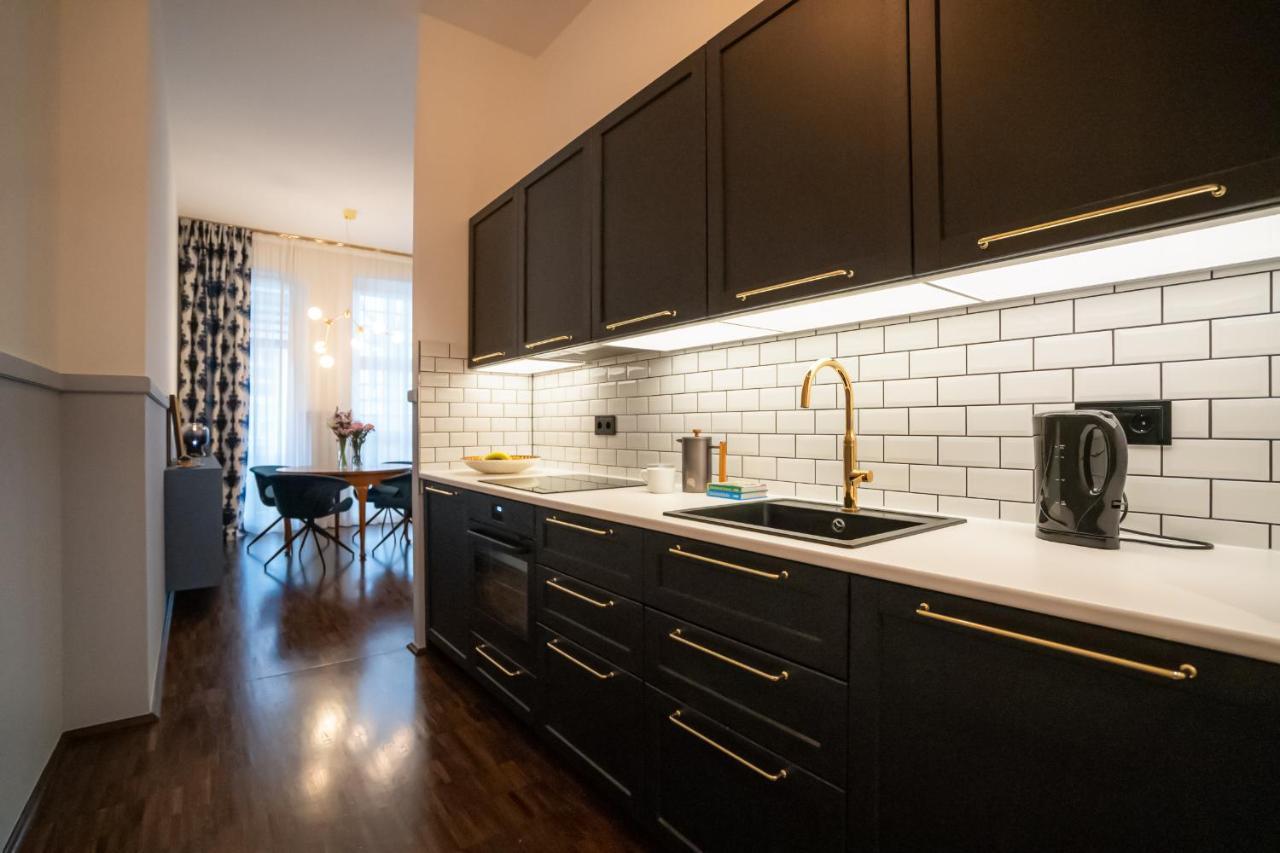 Designer Loft-Ferienwohnung Im Zentrum Mit Tiefgaragen-Parkplatz, Waschmaschine Und Privatterrasse Leipzig Exteriör bild